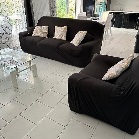 Peymeinade Petite Maisonette Adossee Mais Independante Avec Piscineヴィラ エクステリア 写真
